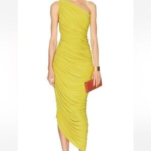 Elegant Yellow One-Shoulder Dress